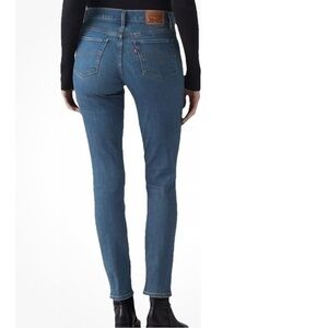 NWT Levi’s 311 Shaping Skinny Jeans Tummy Slimming Hypersoft Shaping Sz 16W $70